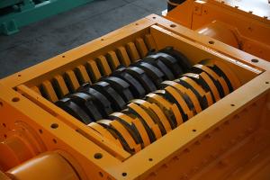 China ISO sturdy Electronic Waste Crusher , RGD1200 Durable Garbage Crusher Machine wholesale