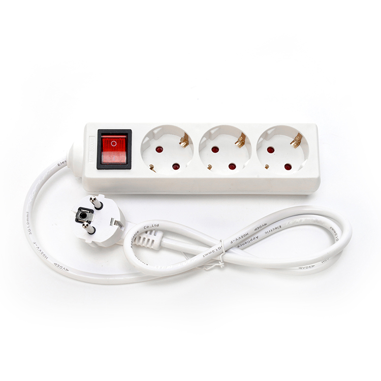 EU Type Power Strip Surge Protection 3 Gang Extension Cord Socket with H03vvh2 f 2x0.75mm2 Power Cable and Electrical Plug