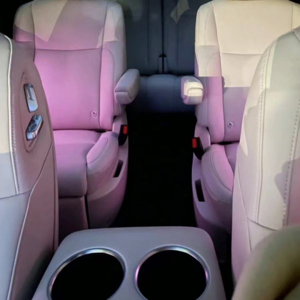 High Speed Lixiang L9 Electric Vehicles SUV For Adult Manual Driver'S Seat Adjustment