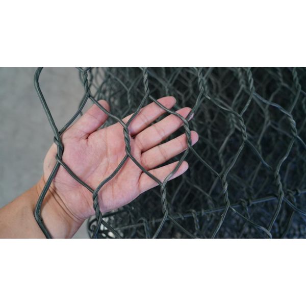 Galvanized Iron Wire Welding Pattern PVC Coated Gabion Basket for Flood Control Mesh