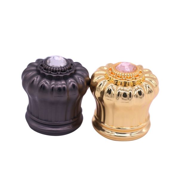 Electroplate Magnetic Perfume Caps , Metal Zamac Perfume Lid Eco Friendly