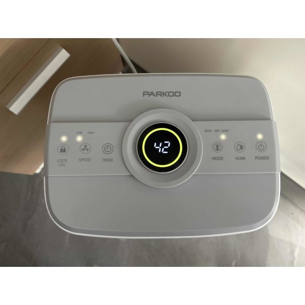 12 L/D LED Humidity Display Smart Touch Dehumidifier Embedded Humidity Sensor