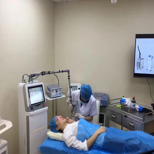 Fractional Laser Scar Removal Machine With 7 - Ariculation Joint Transmission System