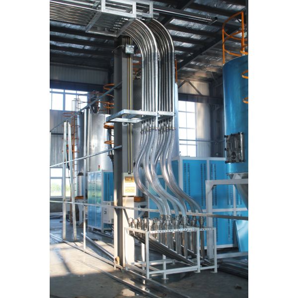 High Speed Plastic Central Conveying System 6 T / H Capacity Silvery Color