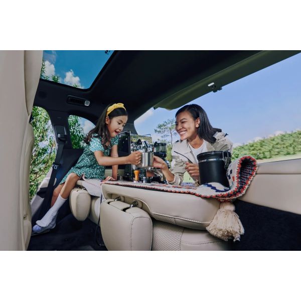 LI XIANG L8 Auto Large Luxury PHEV SUV 6 Seater Pure Electric Range 1315 Kilometers