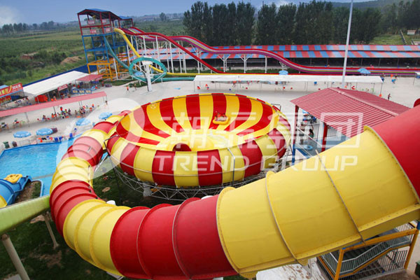 Exciting Garden Water Slide , Giant Space Backyard Water Slides Red / Yellow
