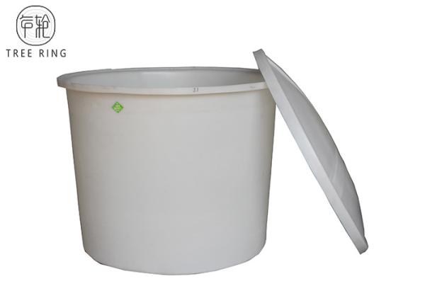 Quality 600L Plastic Cattle Drinking Troughs , Poly Open Top Aquaculture Tank With Lids for sale