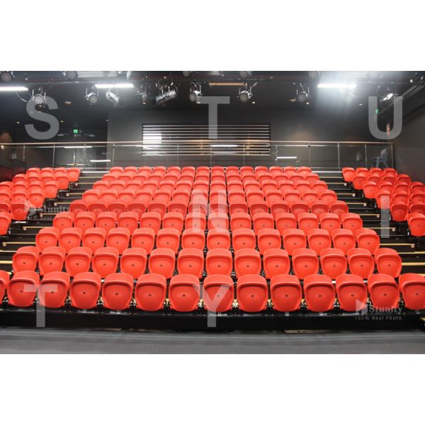 STUNITY Auto tip-up UV resistant wholesale gas assisted PP plastic beam mounted stadium seat with floor mounted brackets