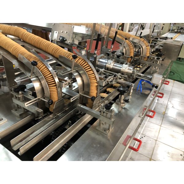 Automatic Hard Soft Soda Biscuit Sandwich Making Machine Biscuit Production Line