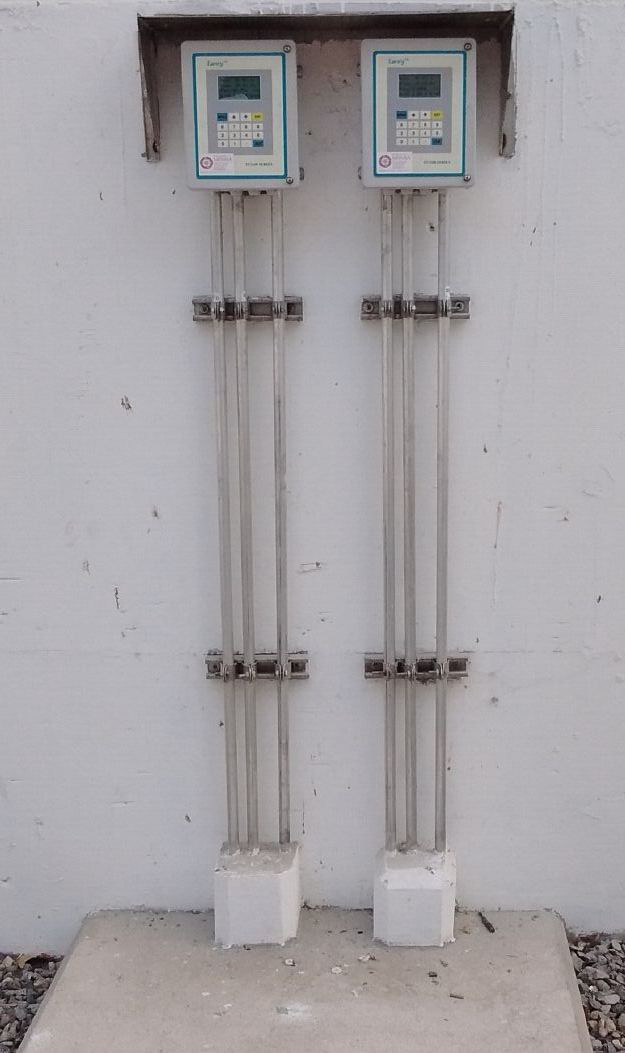 Portable Clamp On Ultrasonic Flow Meter TF1100-EC Low Power Consumption