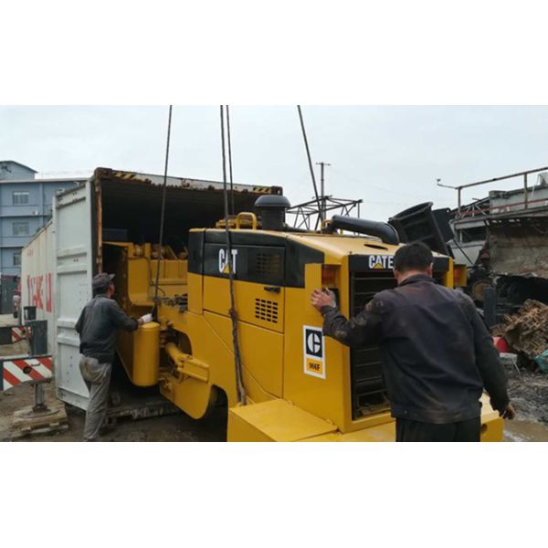 SDLG956L Yellow Color Less Working Hours 162KW Power Used Front Loader Efficient Powerful Engine