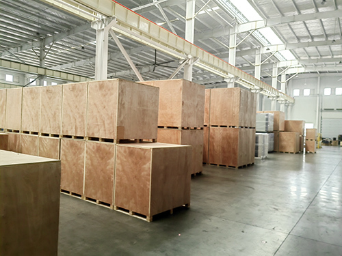 wooden case of the screw air compressor