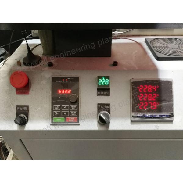 Pipes Production Line Plastic Extrusion Machine For Polyamide 66 Thermal Break Strips