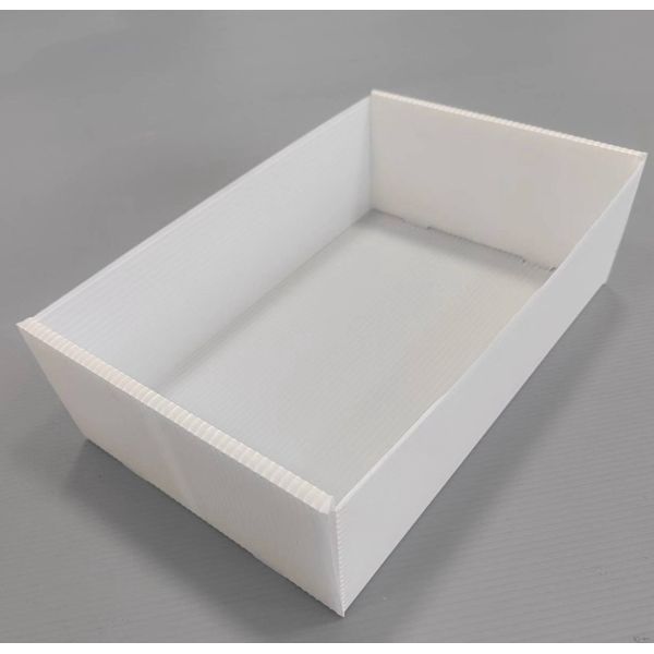 White Custom Corrugated Plastic Box Stackable Corrugated Plastic Tray Strong Hardness