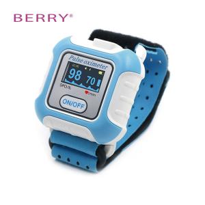 China Apnea And Hypopnea Wrist Pulse Oximeter Monitoring OLED Screen wholesale