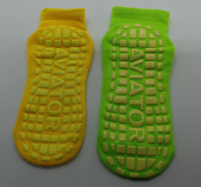 Elastane Room Non Slip Socks , Jump Around Trampoline Grips Socks , Polyester Non Slip Slipper Socks