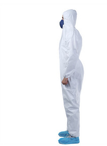 China Chemical Resistant Disposable Medical Gowns Anti Static Particle Protection wholesale