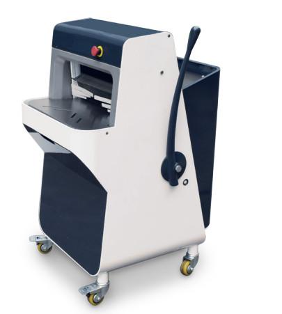 Quality 0.5kw Manual Bread Slicer Machine Free Standing 12mm Toast Cutter Machine for sale