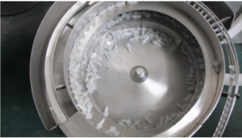 Automatic Bottle Water Washing Filling Capping Labeling Machine Electronic Cigarette Liquid Filling Production Line