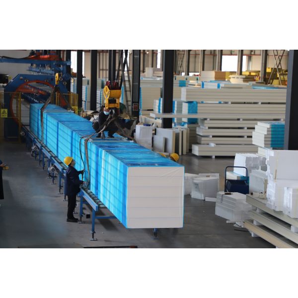 Prepainted Cold Room Panel 50mm-250mm PU Sandwich Panel Customized