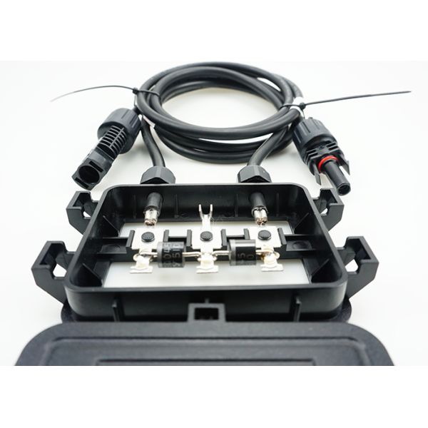 140W - 250W 2 Diodes PV Junction Box with 10A Rated Current for Poly Solar Panel