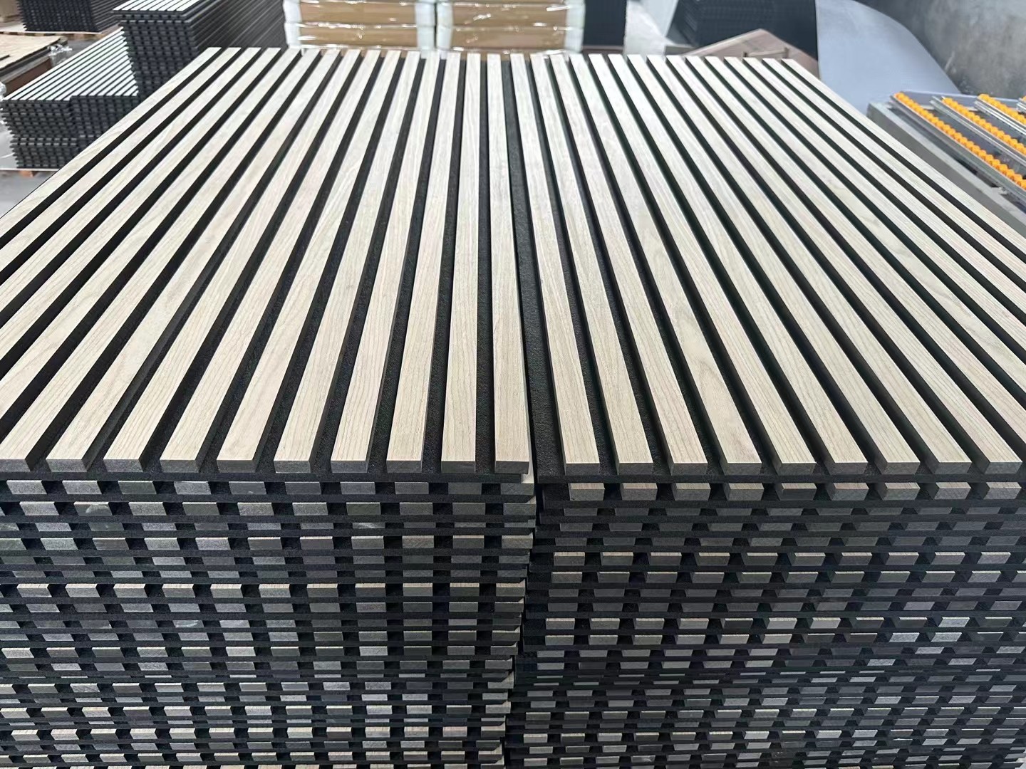 Wholesale with Competitive Price Akupanel Wood Veneer MDF Covered PET Wood Slat Acoustic Panels
