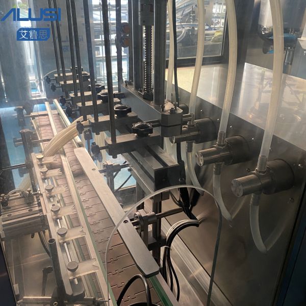 6 Head Bottle Liquid Filling Machine Water Juice Sauce Honey Filling And Capping Machine