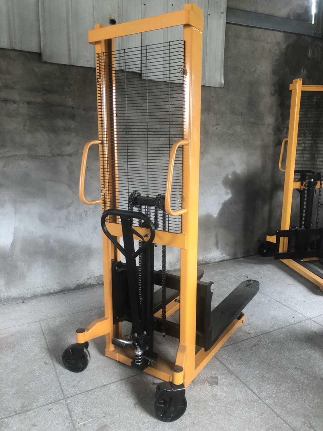 Kad 1000kg 1500kg 2000kg 2500kg 3000kg low priced manual stacker hand lifting hand hydraulic forklift lifting