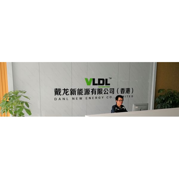 E - Sweepers Lithium Battery Charger 72V 10A With Max 84V Black Color