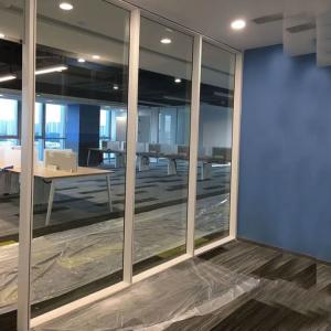 China Thickness 8mm Glass Office Dividers Partitions Stability Safety wholesale
