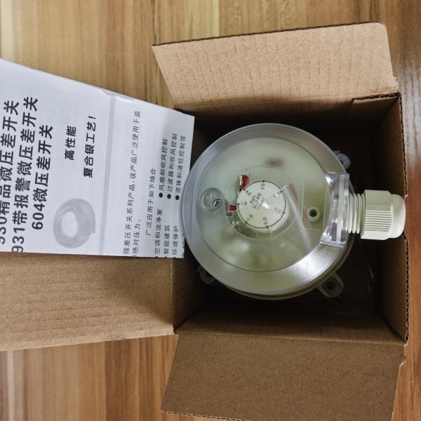 MC 931 Differential Pressure Gauge With Alarm Micro Switch