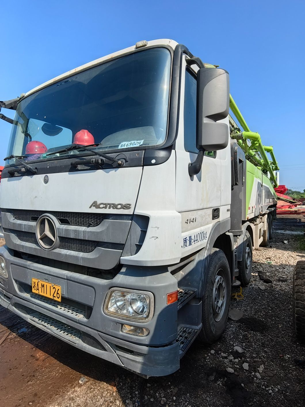 Used Concrete Pump Truck Concrete Boom Pump Concrete Mixer 63m Machine Equipment