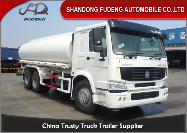 Quality Heavy Duty Water Tanker Truck 10001 - 20000L Volume 6 × 2 4 × 4 Drive Wheel for sale