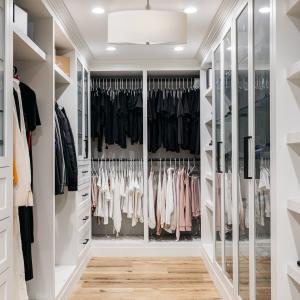 China Moisture Resistance Modern Professional Design Cloakroom Bedroom Wardrobe in the Wall wholesale