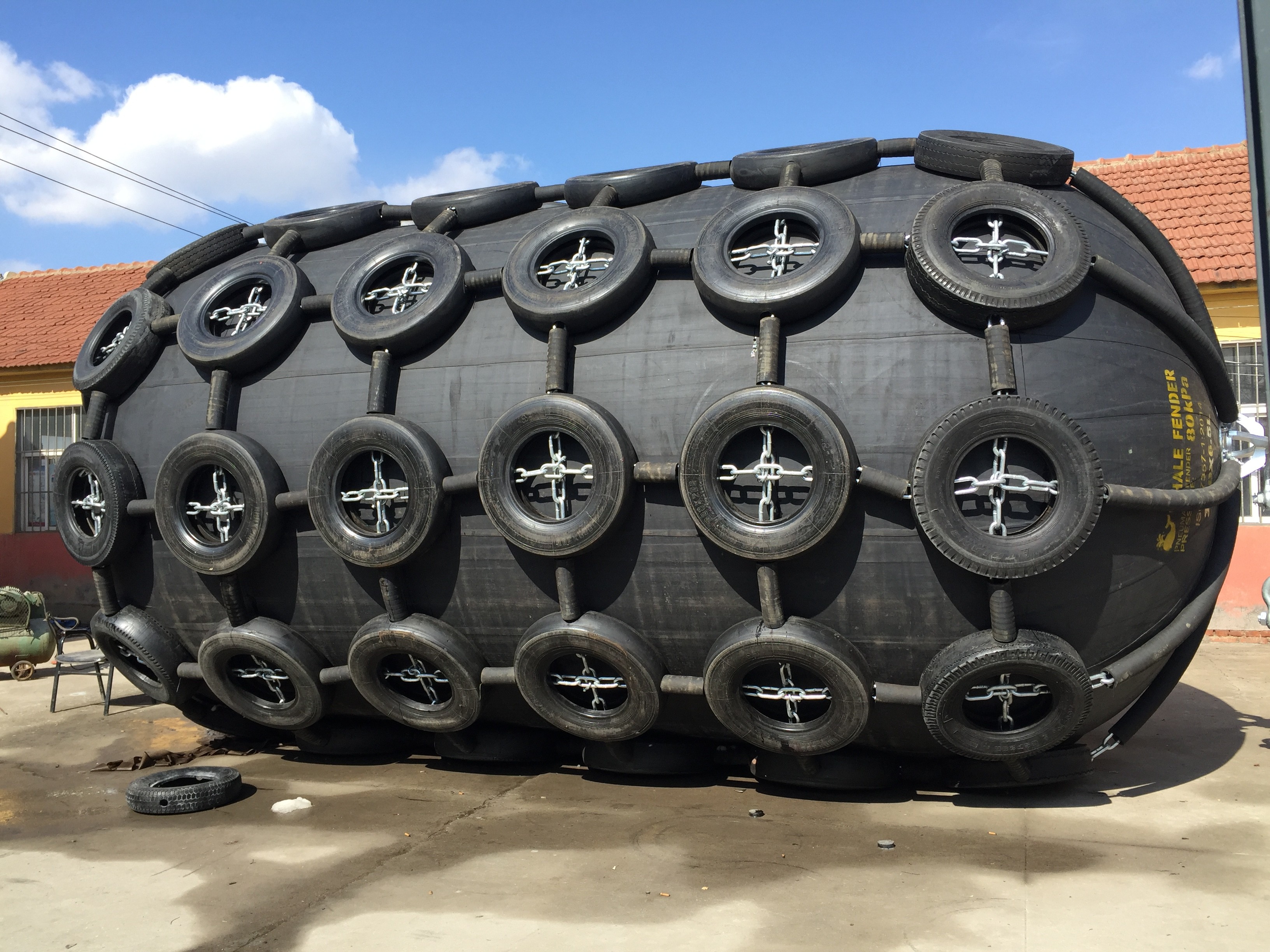 Airplane Tyres Inflatable Yokohama Fender Dock Floating 50Kpa 80Kpa