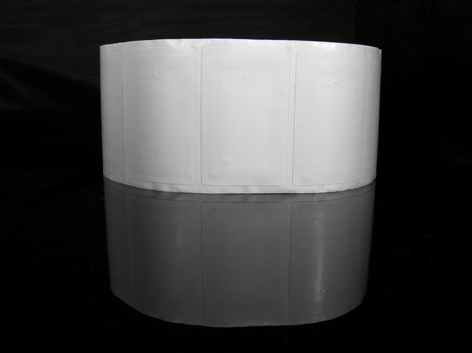 Long Range Passive RFID Stickers Smart Adhesive UHF RFID Smart Labels Tag