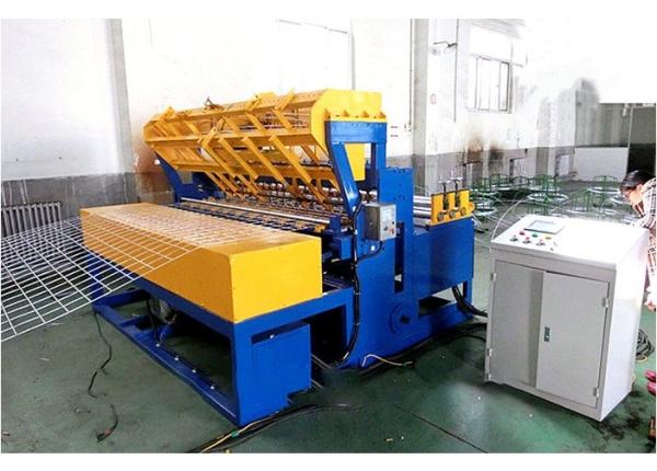 Quality 60-70 Times/Min Automatic Wire Mesh Welding Machine Cattle Fence Mesh Machine for sale