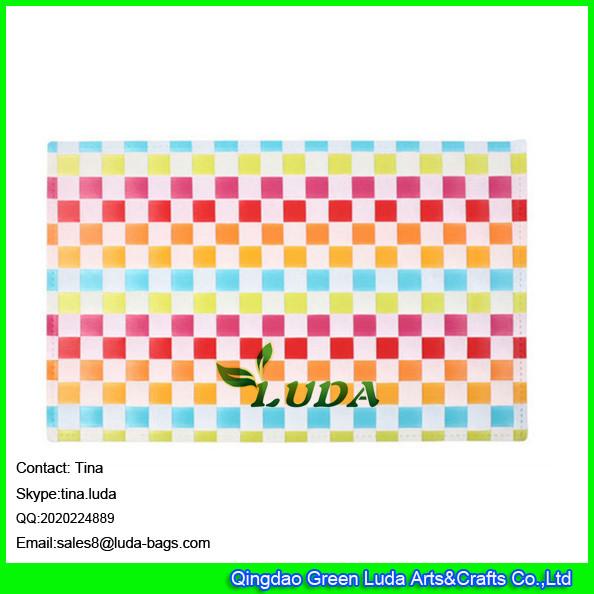 Quality LUDA handmade placemat pp strap weave rectangular waterproof table mats for sale