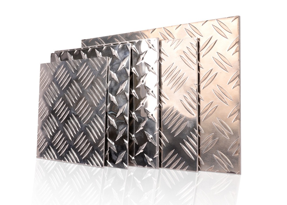 China Mill Finished Embossed 1060 Tread Plate Aluminium Sheets wholesale