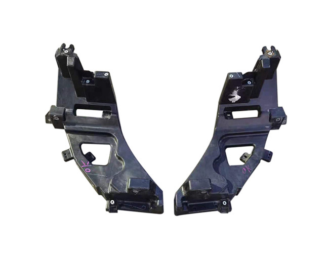 1046957-00-F Inner Car Headlight Bracket SGS Model X 1046959-00-F