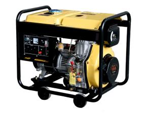 5000 W Silent Diesel Generator Set Yellow / Red Quiet Portable Generator