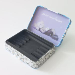 China Matte or Glossy Child Resistant Tin Box with Silicon Insert for 5pcs Preroll wholesale