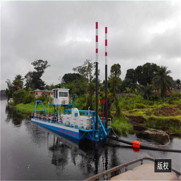 Iron Plate Cutter Suction Dredger Pumps 20m Depth 22m Length