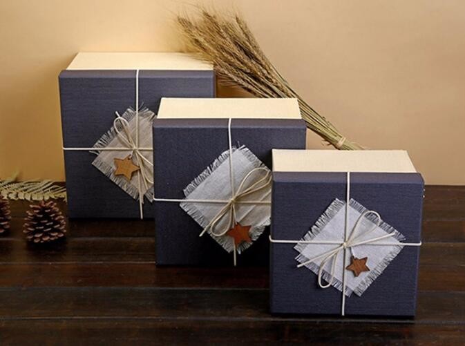 Custom design gradient color luxury paper packaging gift box with lid,Paper Flower Box Florist Bouquet Box Packaging Ros