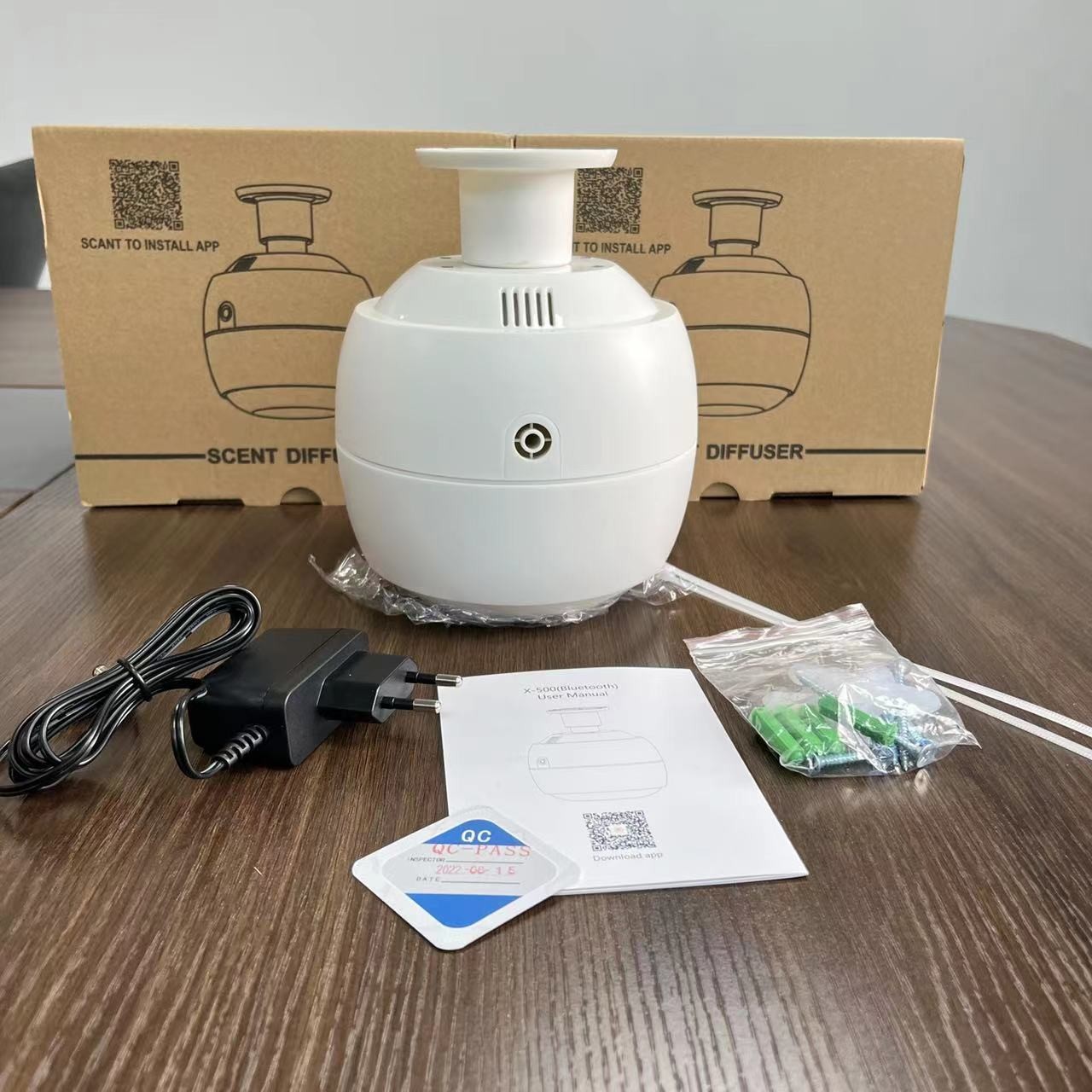 250ml Electric Scent Diffuser Machine 6W Ceiling Bluetooth Scent Diffuser