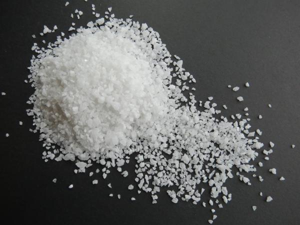Quality Purity White Fused Alumina with Hexagonal Crystal Structure for sale