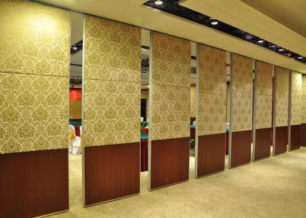 Quality Sound Proof Doors Folding Panel Partitions  Metal Partition Frame Ceiling for sale