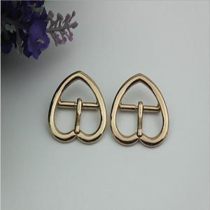 China China supplier wholesale light gold 21 mm heart shape metal pin belt buckle for leather handbags wholesale