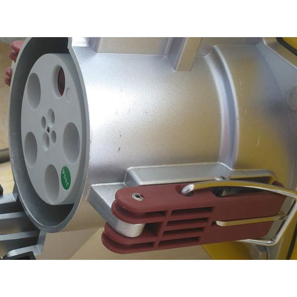 Large Current Inclination Wall Mounted Receptacle , IP55 Industrial Power Socket