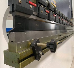 ESA Controller CNC Hydraulic Press Brake Cnc Servo Press Brake Bending Machine